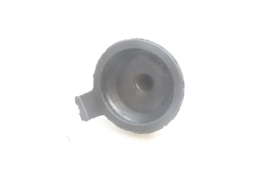 photo de BOUCHON VASE EXPANSION BMW C1 125 (2000 - 2003) - Zoom état d’usage