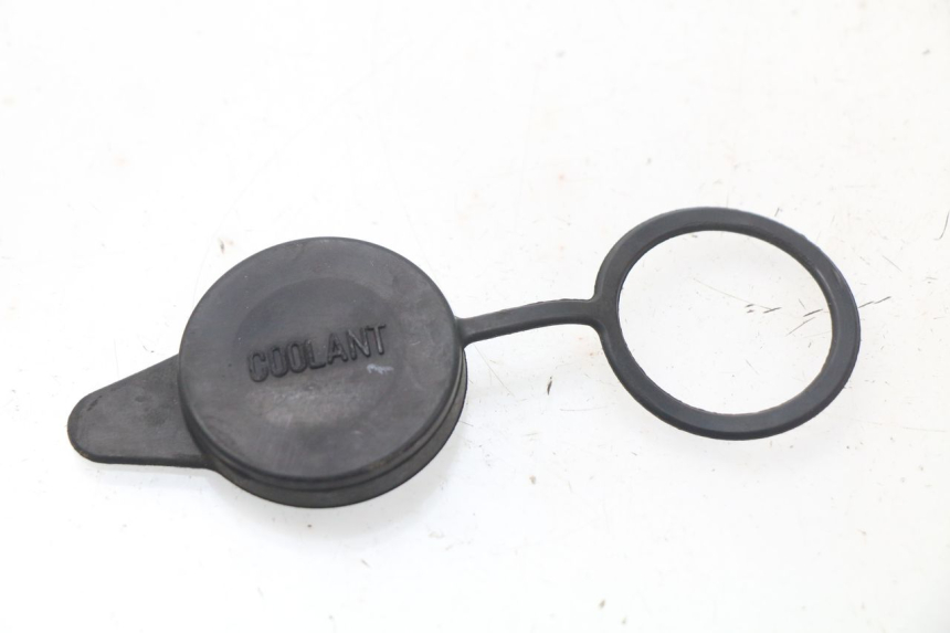 photo de BOUCHON VASE EXPANSION HONDA CBR 919 RR FIREBLADE 900 (1998 - 1999) - Vue principale