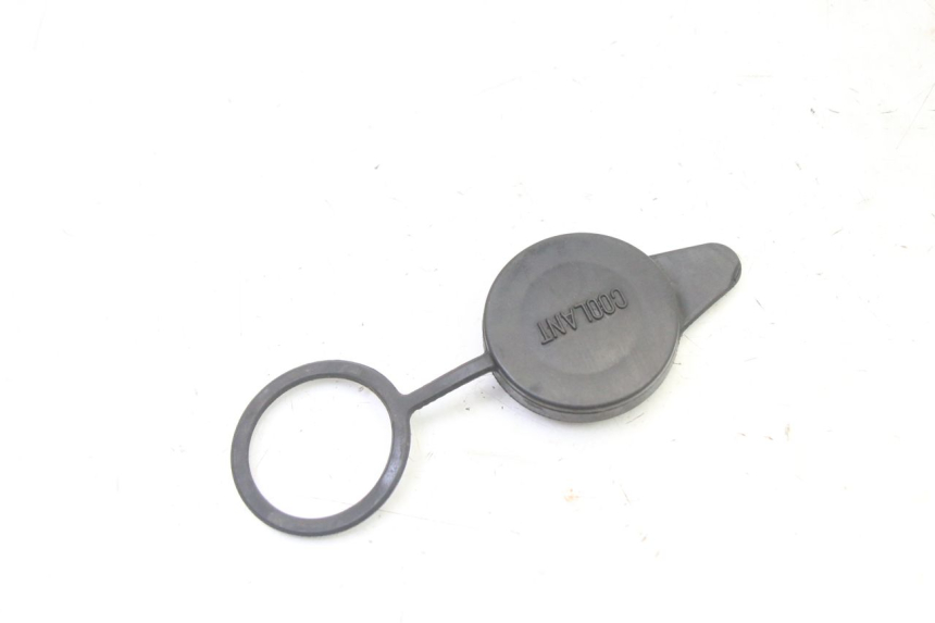 photo de BOUCHON VASE EXPANSION HONDA CBR RR FIREBLADE 900 (1992 - 1994) - Détail de la pièce