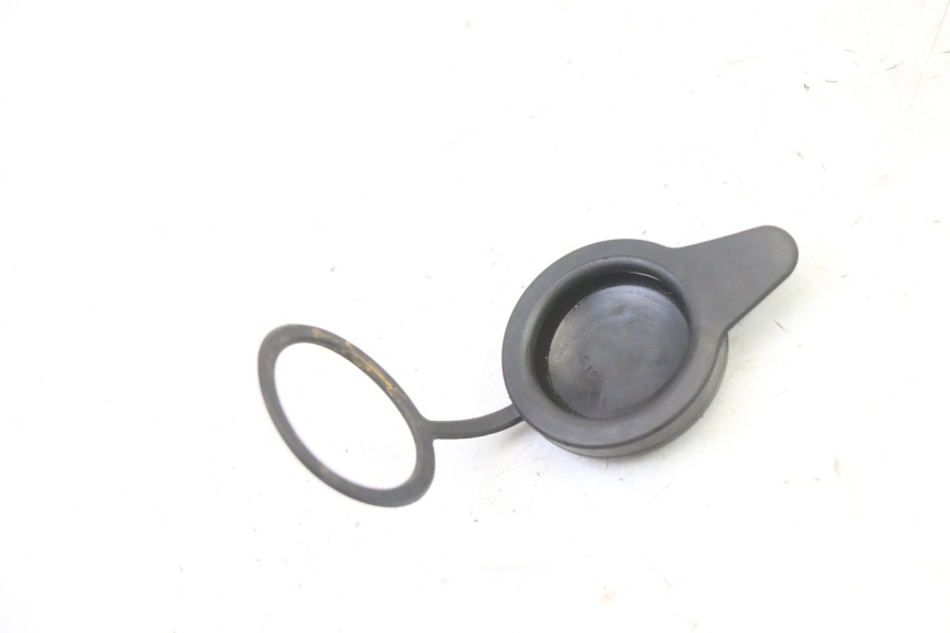 photo de BOUCHON VASE EXPANSION HONDA CBR RR FIREBLADE 900 (1992 - 1994) - Zoom état d’usage