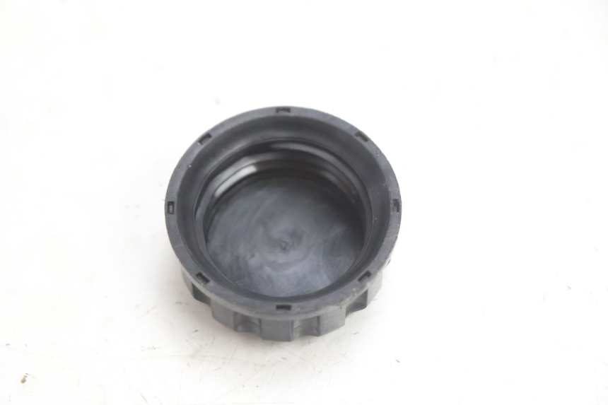 photo de BOUCHON VASE EXPANSION KAWASAKI ER-6 ER6 N 650 (2005 - 2009) - Zoom état d’usage