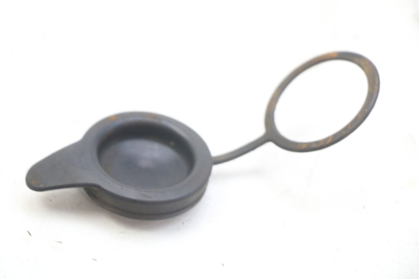 photo de BOUCHON VASE EXPANSION HONDA FES PANTHEON 2T 125 (1998 - 2002) - Détail de la pièce