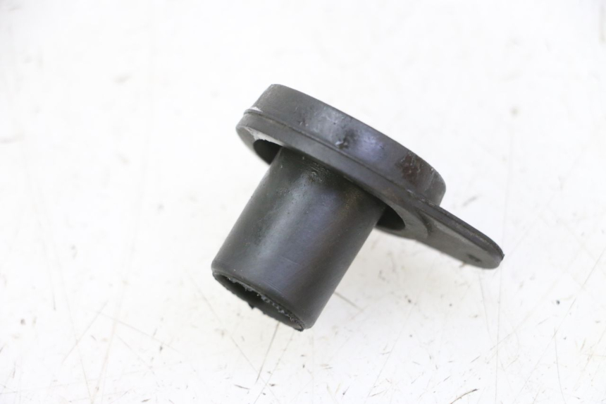 photo de BOUCHON VASE EXPANSION HONDA FES S-WING SWING ABS 125 (2007 - 2015) - Vue principale