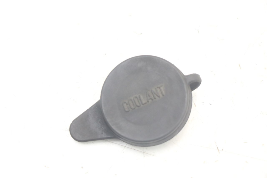 photo de BOUCHON VASE EXPANSION HONDA FJS SILVERWING SILVER WING 600 (2001 - 2010) - Détail de la pièce