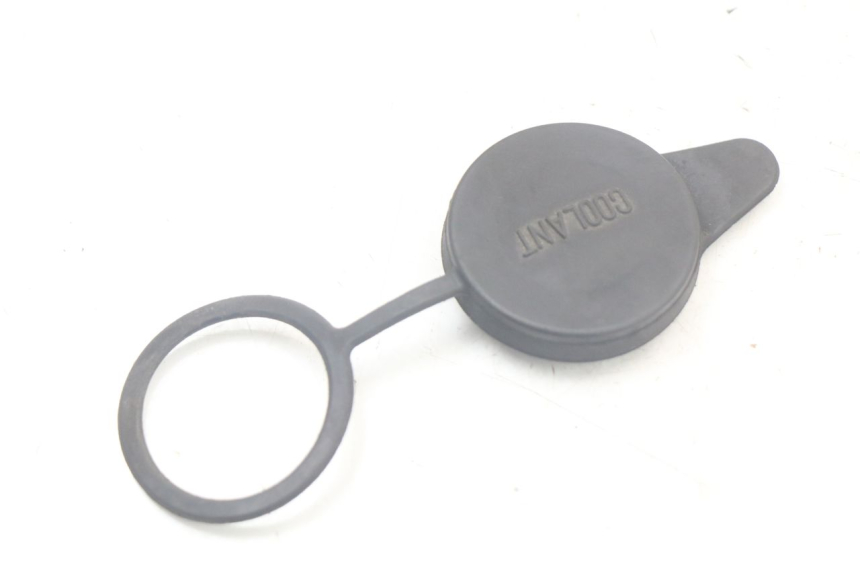 photo de BOUCHON VASE EXPANSION HONDA FJS SILVERWING SILVER WING 600 (2001 - 2010) - Zoom état d’usage