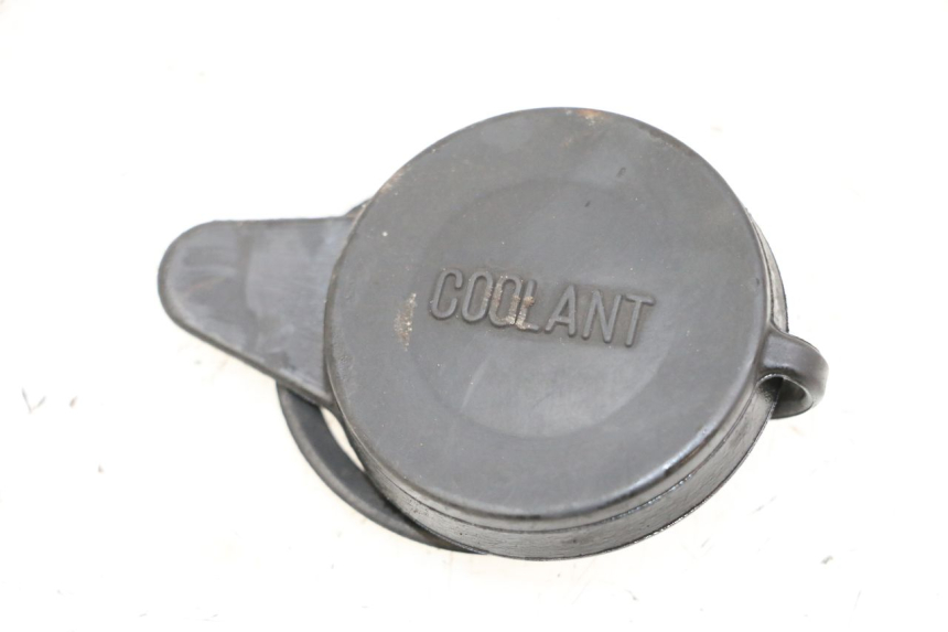 photo de BOUCHON VASE EXPANSION HONDA VT C2 SHADOW 750 (1997 - 2001) - Vue principale