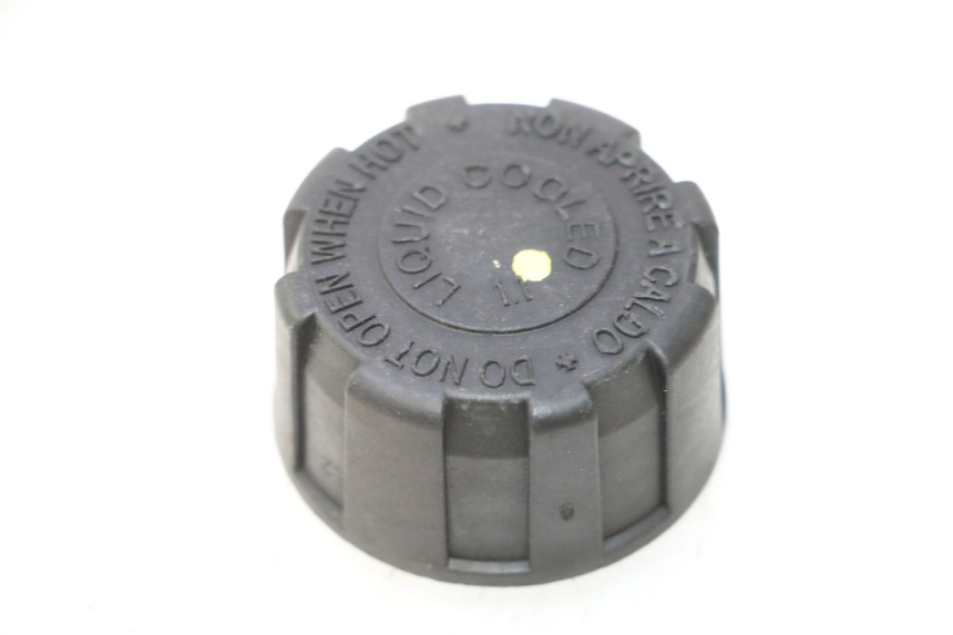 photo de BOUCHON VASE EXPANSION PIAGGIO MP3 HPE 530 (2022 - 2026) - Vue principale