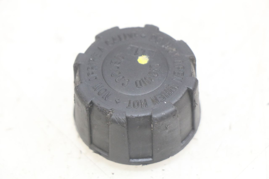 photo de BOUCHON VASE EXPANSION PIAGGIO MP3 LT 400 (2007 - 2012) - Vue principale