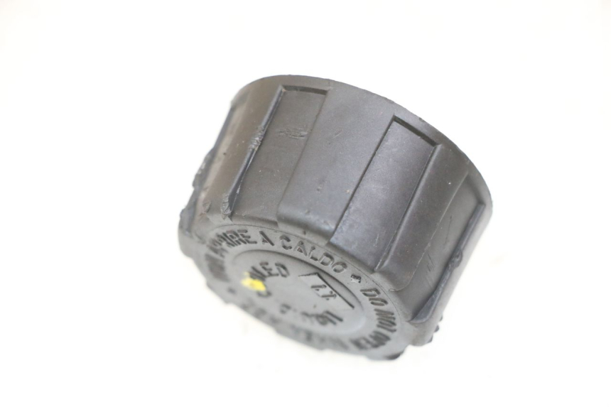 photo de BOUCHON VASE EXPANSION PIAGGIO MP3 LT 300 (2010 - 2016) - Zoom état d’usage