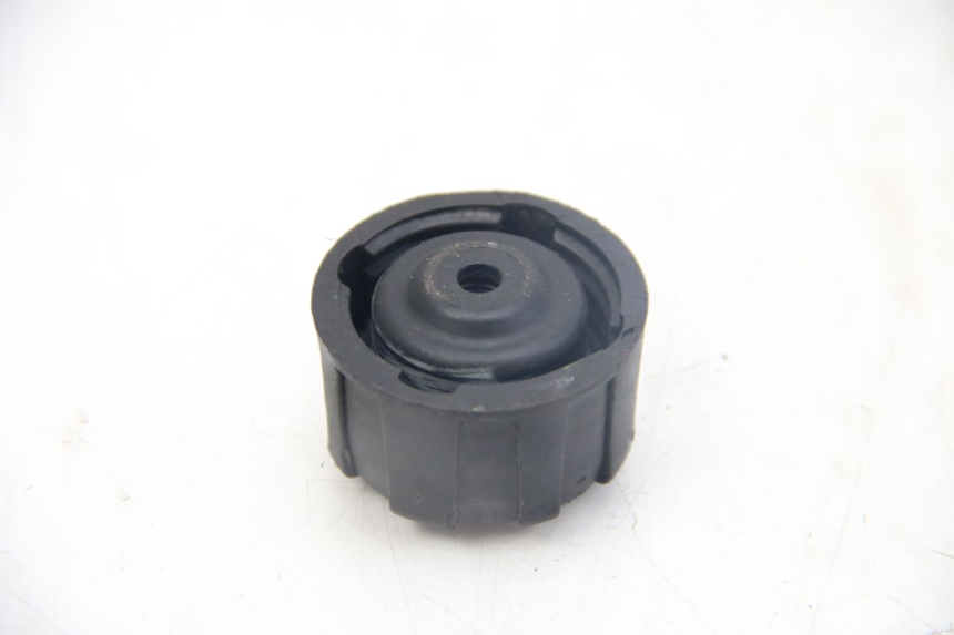 photo de BOUCHON VASE EXPANSION PIAGGIO MP3 125 (2006 - 2014) - Détail de la pièce