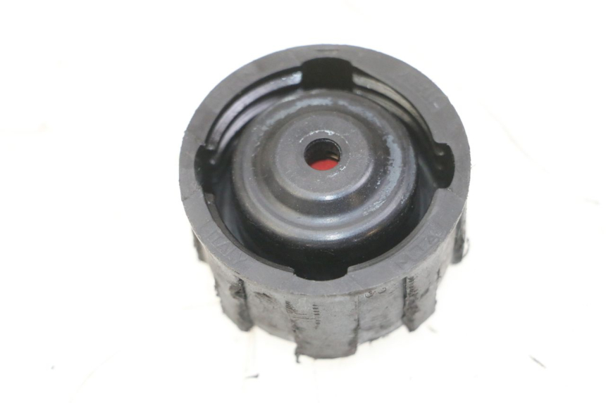 photo de BOUCHON VASE EXPANSION PIAGGIO MP3 500 (2011 - 2015) - Détail de la pièce