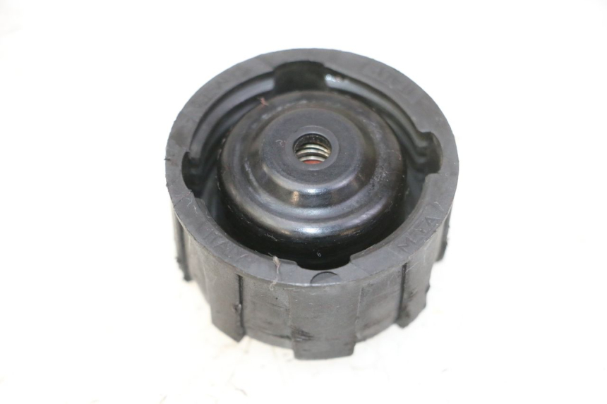 photo de BOUCHON VASE EXPANSION PIAGGIO MP3 RL 250 (2006 - 2010) - Zoom état d’usage