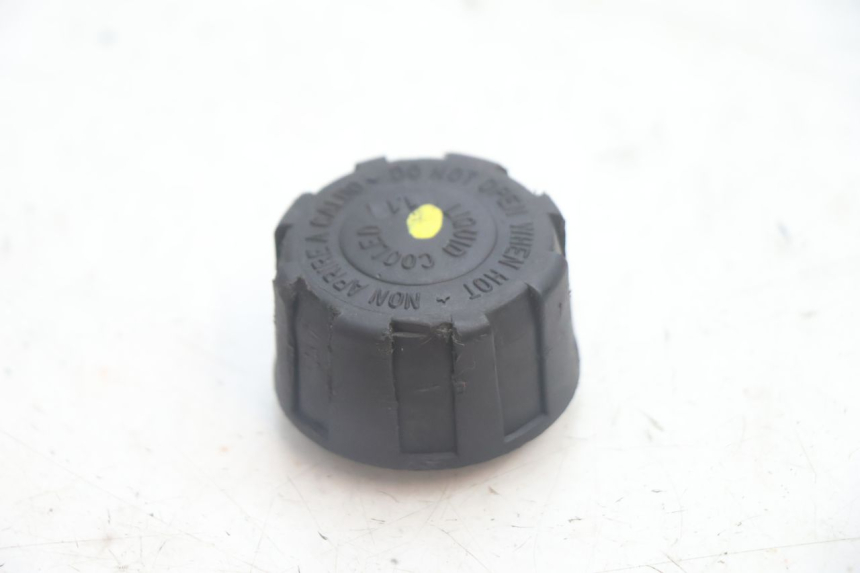 photo de BOUCHON VASE EXPANSION PIAGGIO MP3 125 (2006 - 2014) - Vue principale