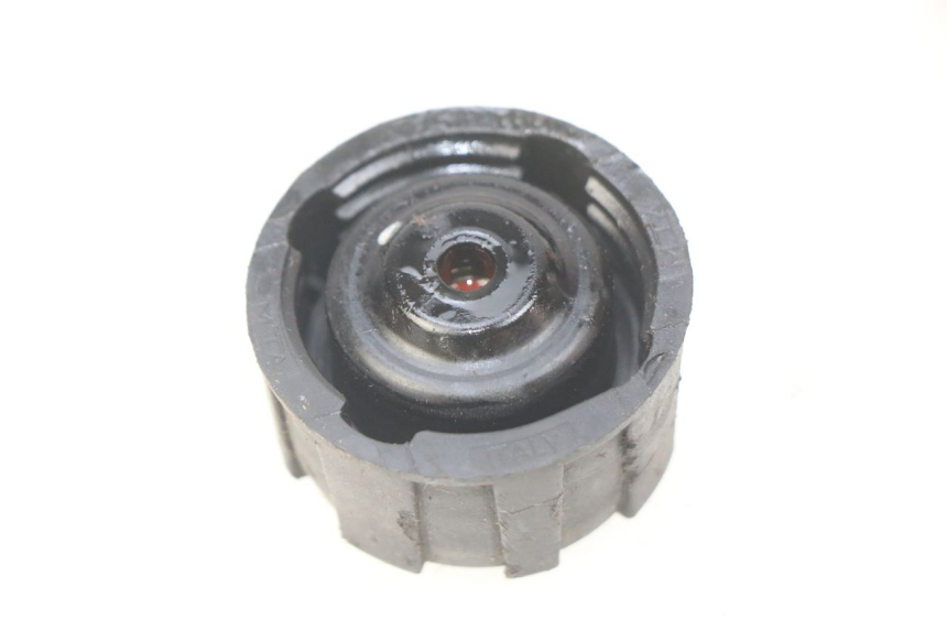 photo de BOUCHON VASE EXPANSION GILERA NEXUS 125 (2009 - 2013) - Zoom état d’usage