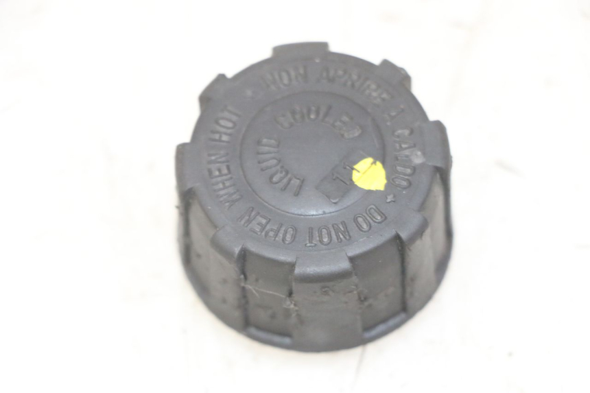 photo de BOUCHON VASE EXPANSION GILERA NEXUS 125 (2009 - 2013) - Vue principale