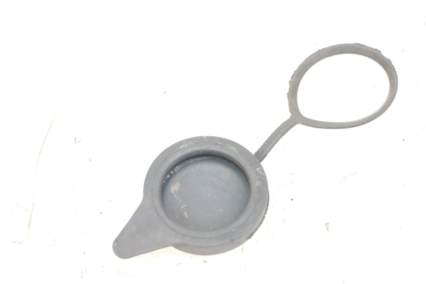 photo de BOUCHON VASE EXPANSION HONDA NTV DEAUVILLE 650 (1998 - 2001) - Détail de la pièce