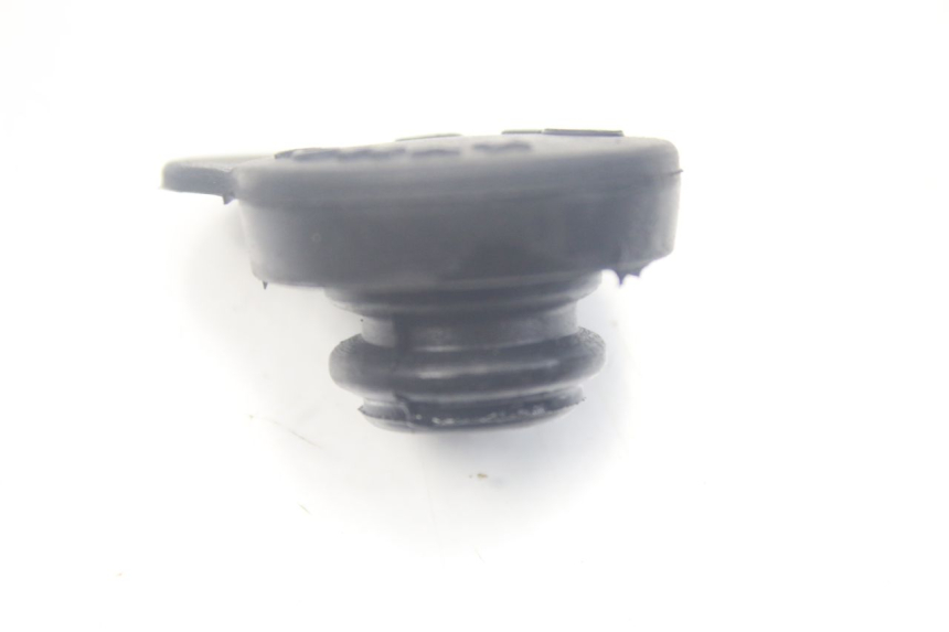 photo de BOUCHON VASE EXPANSION KYMCO PEOPLE 250 (2004 - 2008) - Détail de la pièce