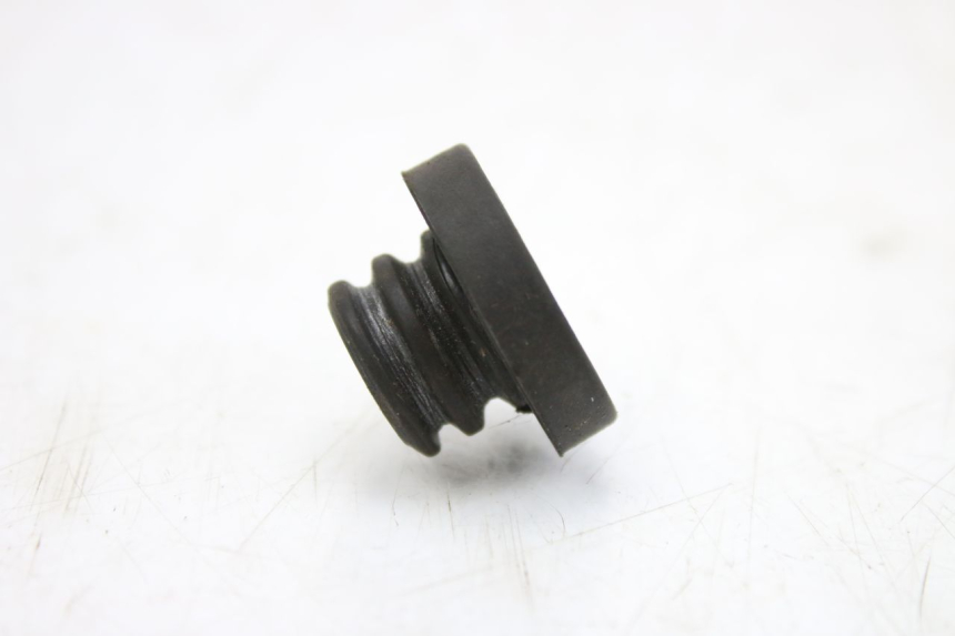 photo de BOUCHON VASE EXPANSION SUZUKI UH BURGMAN 125 (2002 - 2006) - Détail de la pièce