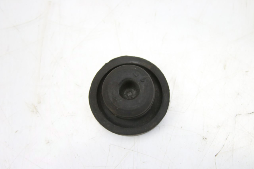 photo de BOUCHON VASE EXPANSION SUZUKI UH BURGMAN 125 (2002 - 2006) - Autre angle de vue