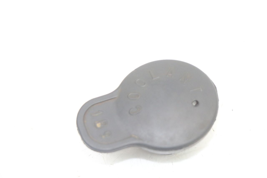 photo de BOUCHON VASE EXPANSION YAMAHA X-MAX XMAX ABS 250 (2010 - 2012) - Zoom état d’usage