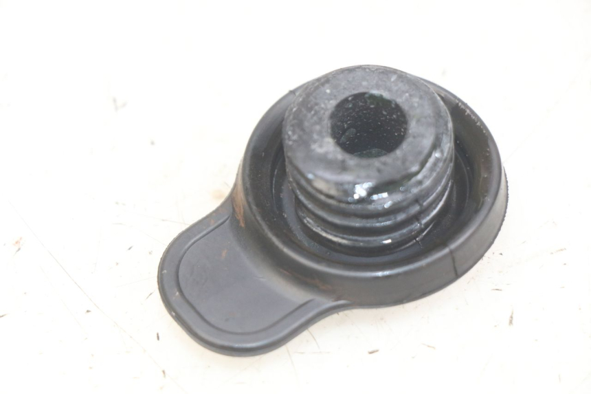 photo de BOUCHON VASE EXPANSION YAMAHA X-MAX XMAX 125 (2010 - 2013) - Détail de la pièce