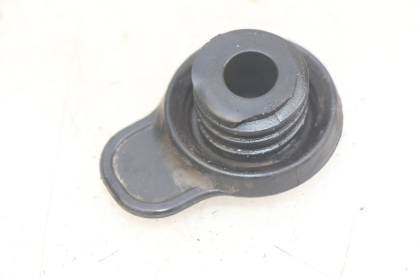 photo de BOUCHON VASE EXPANSION YAMAHA XMAX X-MAX 125 (2006 - 2009) - Détail de la pièce