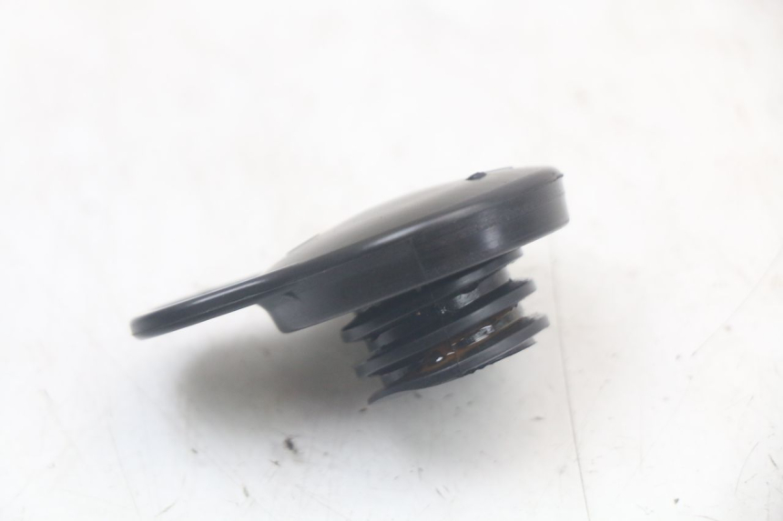 photo de BOUCHON VASE EXPANSION YAMAHA XMAX X-MAX 125 (2006 - 2009) - Détail de la pièce