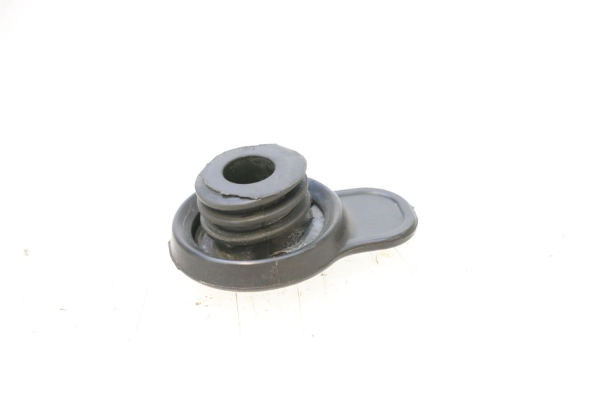 photo de BOUCHON VASE EXPANSION YAMAHA X-MAX XMAX 125 (2010 - 2013) - Zoom état d’usage