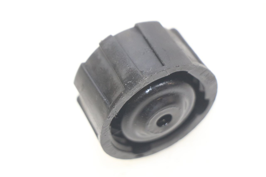 photo de BOUCHON VASE EXPANSION PIAGGIO X9 EVOLUTION 250 (2003 - 2007) - Zoom état d’usage