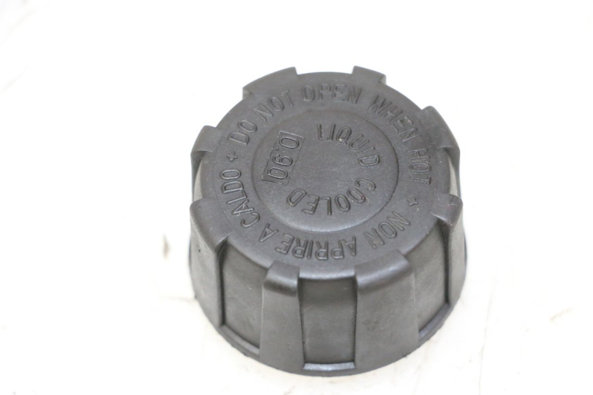 photo de BOUCHON VASE EXPANSION PIAGGIO X9 EVOLUTION 125 (2003 - 2007) - Vue principale