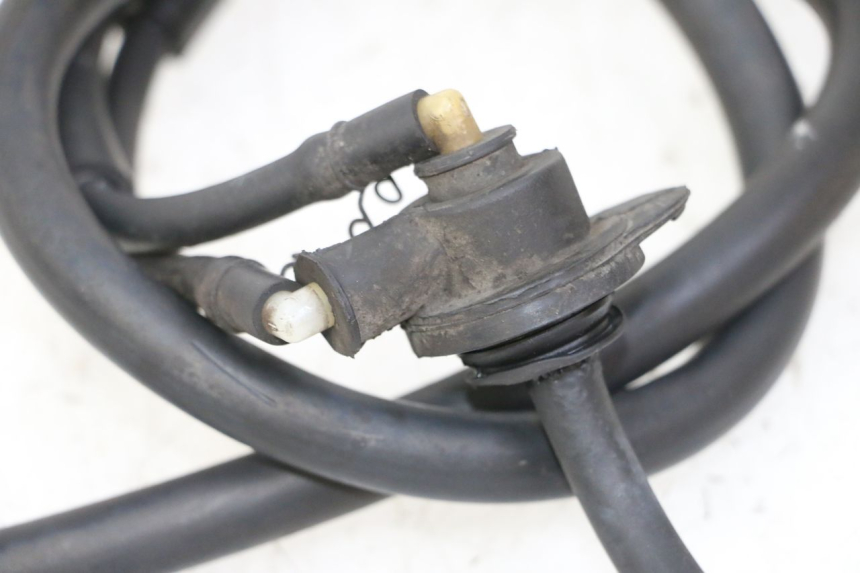 photo de BOUCHON VASE EXPANSION YAMAHA XJ6 ABS 600 (2008 - 2016) - Gros plan technique