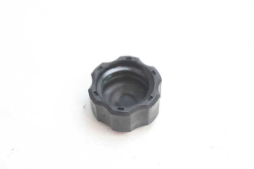 photo de BOUCHON VASE EXPANSION HONDA XRV AFRICA TWIN 750 (1990 - 1992) - Zoom état d’usage