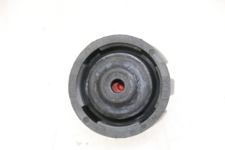 photo de BOUCHON VASE EXPANSION YAMAHA YP MAJESTY 125 (2002 - 2006) - Détail de la pièce