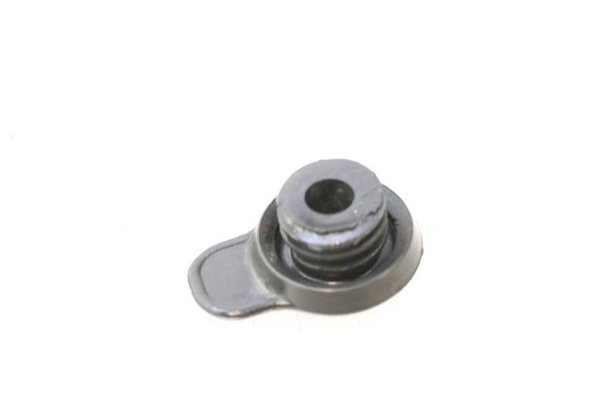 photo de BOUCHON VASE EXPANSION YAMAHA YP MAJESTY 125 (1998 - 2001) - Zoom état d’usage