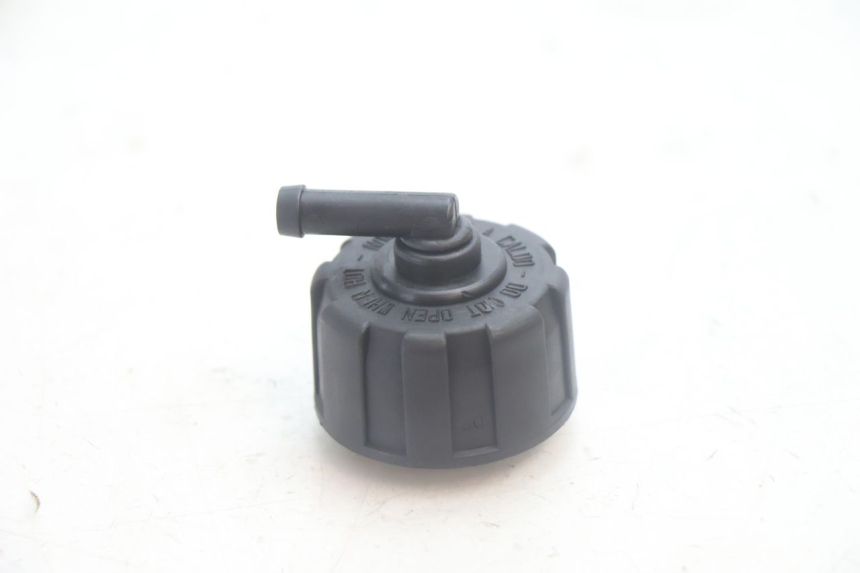 photo de BOUCHON VASE EXPANSION YAMAHA YP MAJESTY 125 (2007 - 2010) - Détail de la pièce