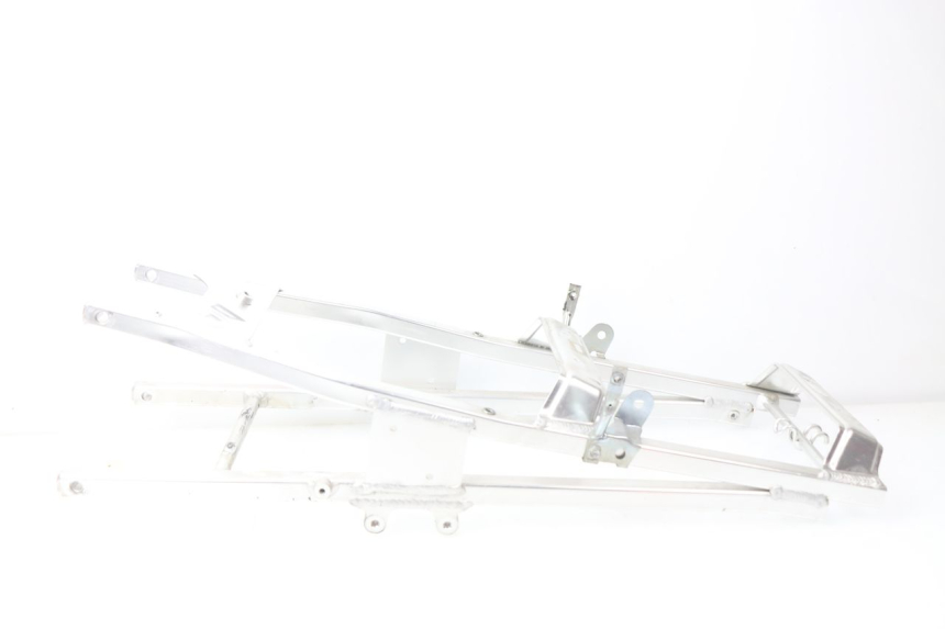 photo de BOUCLE CADRE ARRIERE HONDA CBR 919 RR FIREBLADE 900 (1998 - 1999) - Zoom état d’usage