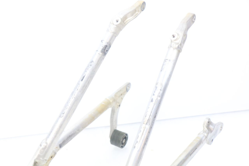 photo de BOUCLE CADRE ARRIERE HONDA CRF 250 (2016 - 2017) - Autre angle de vue