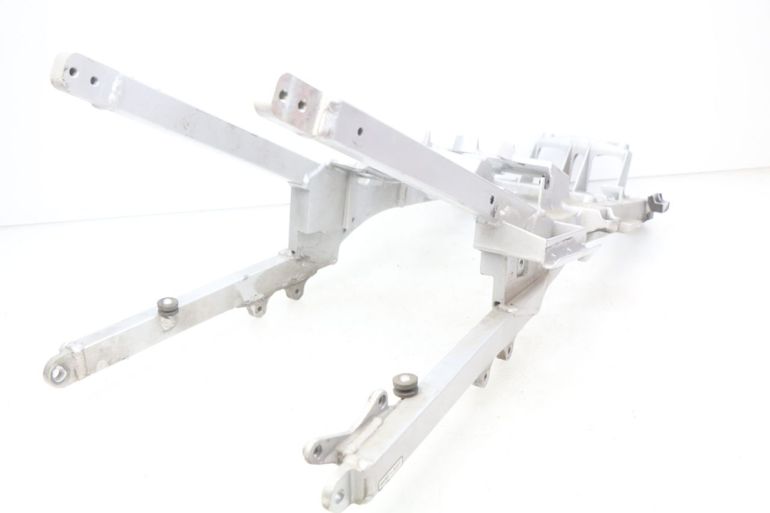 photo de BOUCLE CADRE ARRIERE YAMAHA FJR ABS 1300 (2016 - 2020) - Zoom état d’usage