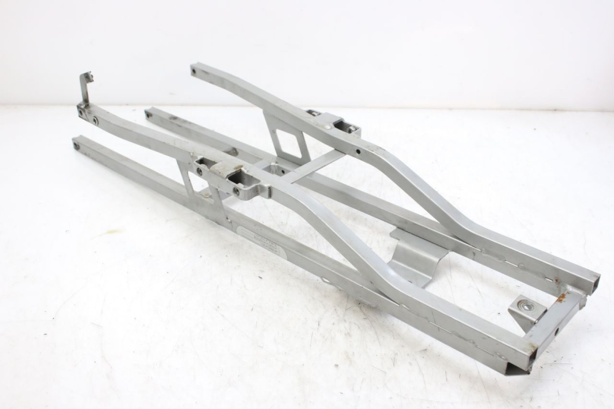 photo de BOUCLE CADRE ARRIERE DERBI GPR 50 (2004 - 2009) - Vue d’ensemble