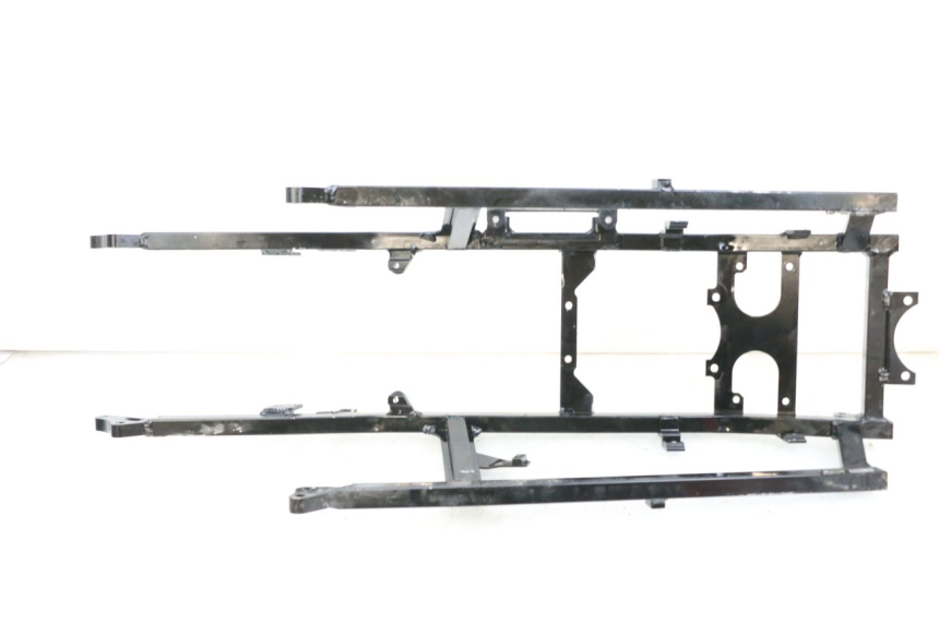 photo de BOUCLE CADRE ARRIERE KAWASAKI GPZ RX 1000 (1986 - 1988) - Gros plan technique