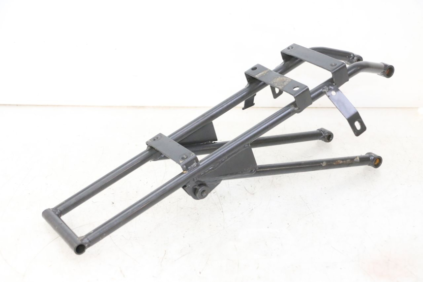 photo de BOUCLE CADRE ARRIERE APOLLO RFZ 125 - Vue principale