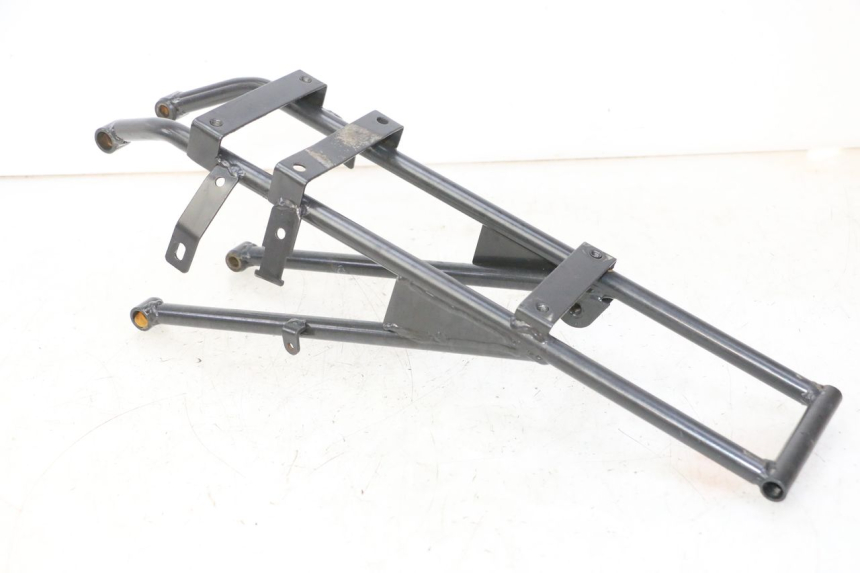 photo de BOUCLE CADRE ARRIERE APOLLO RFZ 125 - Gros plan technique