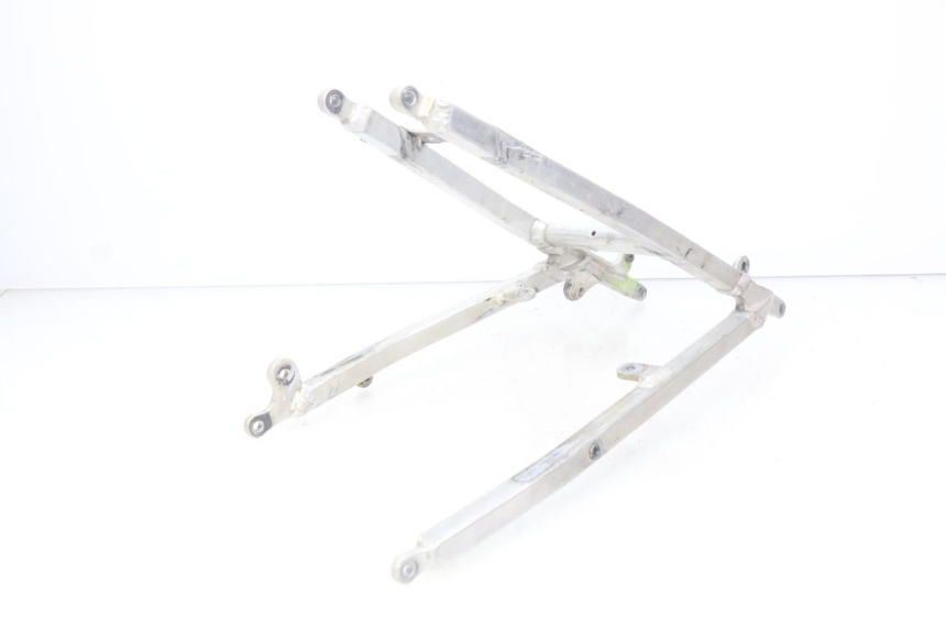 photo de BOUCLE CADRE ARRIERE SUZUKI RM-Z RMZ 250 (2010 - 2016) - Autre angle de vue