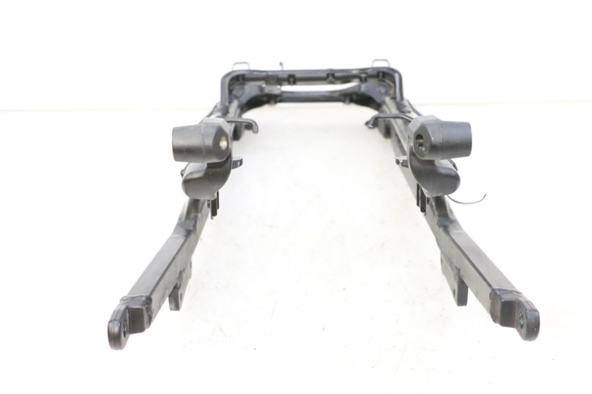 photo de BOUCLE CADRE ARRIERE SUZUKI SV S 650 (2003 - 2009) - Zoom état d’usage