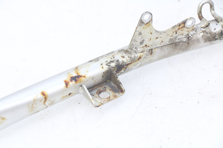 photo de BOUCLE CADRE ARRIERE SUZUKI XF FREEWIND 650 (1997 - 2003) - Gros plan technique