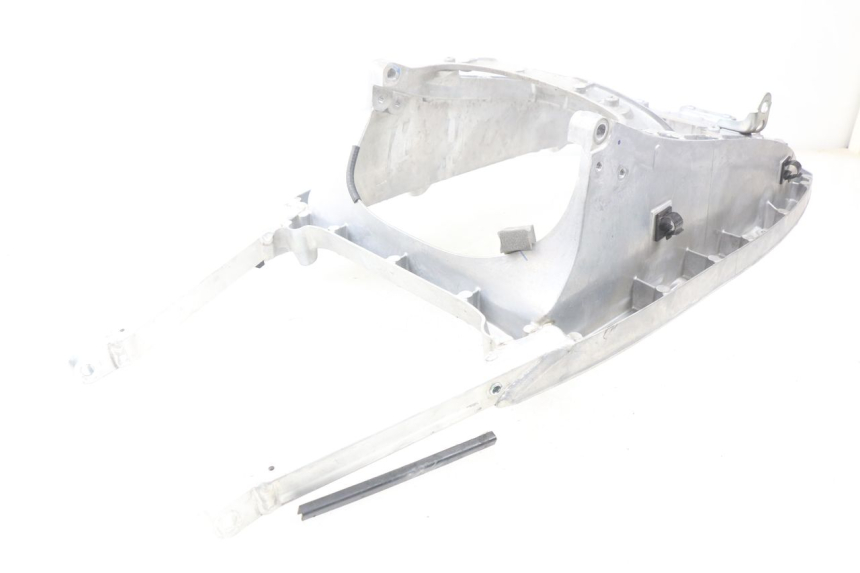photo de BOUCLE CADRE ARRIERE YAMAHA XP T-MAX TMAX 500 (2008 - 2012) - Détail de la pièce