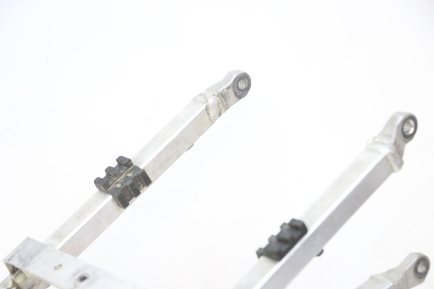 photo de BOUCLE CADRE ARRIERE YAMAHA YZ-F YZF 250 (2014 - 2018) - État de surface