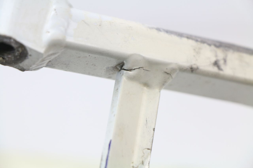 photo de BOUCLE CADRE ARRIERE YAMAHA YZ 125 (1998 - 2005) - Autre angle de vue