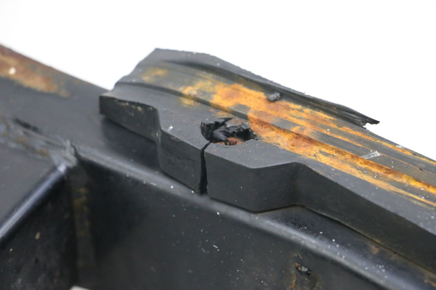 photo de Swingarm HYOSUNG GV AQUILA 125 (2000 - 2009) - Détails caractéristiques