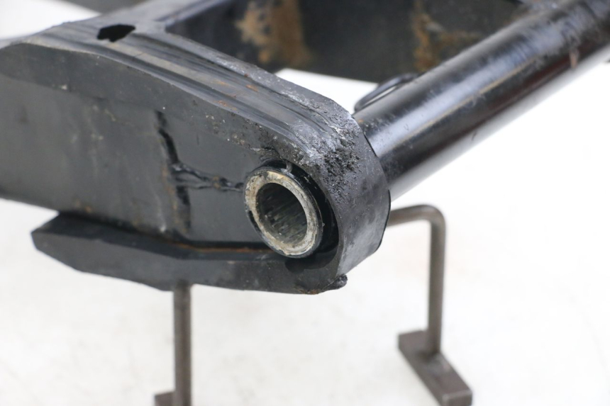 photo de Swingarm HYOSUNG GV AQUILA 125 (2000 - 2009) - Zoom état d’usage